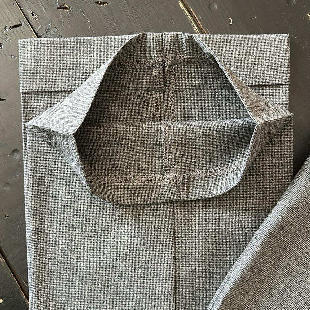 Banana Republic Jackson Fit Trousers - Charcoal Gray - Picture 12 of 16